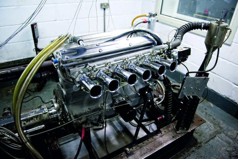 Illustration for article titled Jaguar Brings Back The Lightweight E-Type And It Is Unbelievably Sexy